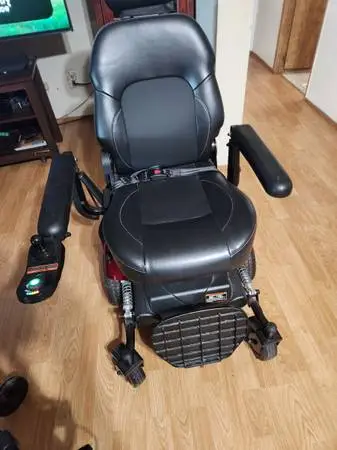 Pwr. Wheelchair