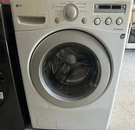 ⭐️ LG Front Load Washer ⭐️