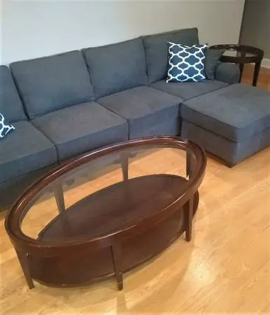 COFFEE TABLE Glass Top & 1 MATCHING Glass END TABLE Read Ad