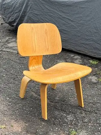 Small Stylish Chair