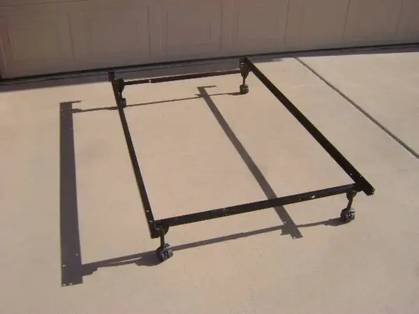 Twin/Full Bed Frame