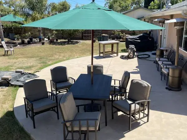Patio Table, 6 Chairs, Umbrella