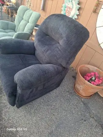 Recliner and Rocker - Eastside