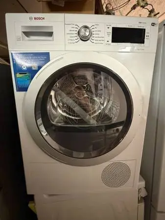 24 Bosch 500 Series Electric Dryer