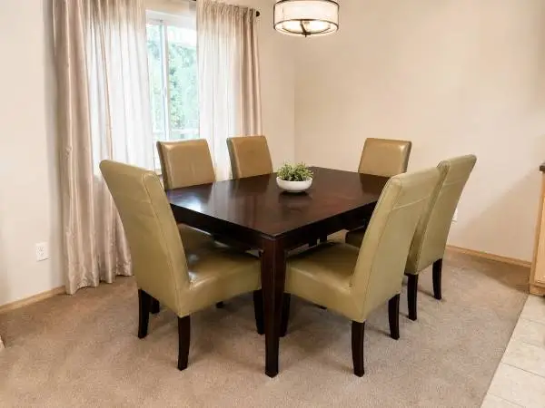 Stanley Furniture Dining Set – 6 Genuine Leather Chairs, 2 Leaves & Custom Pro