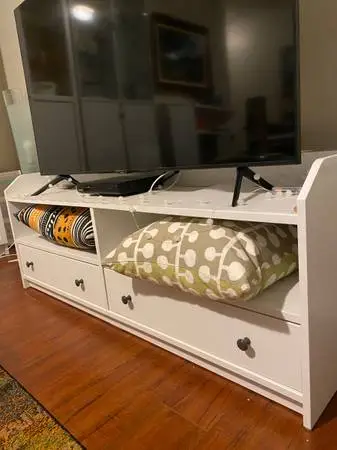 TV Stand, Cash only