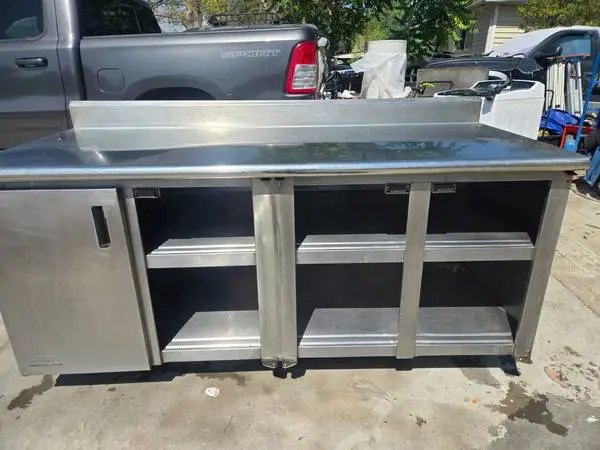 Metal dewar