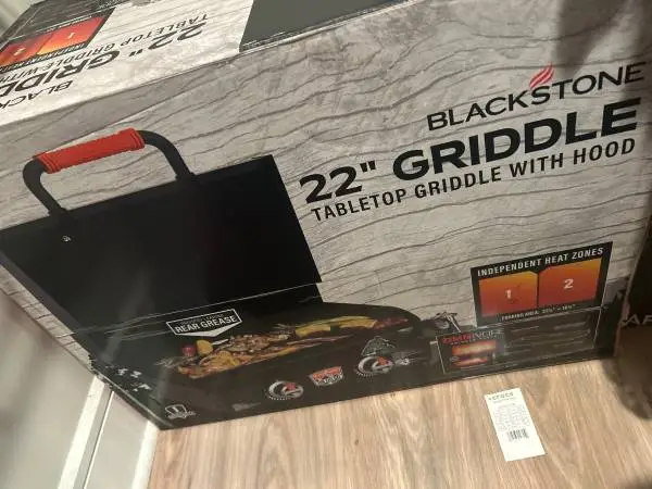 BRAND NEW IN BOX 22” BLACKSTONE
