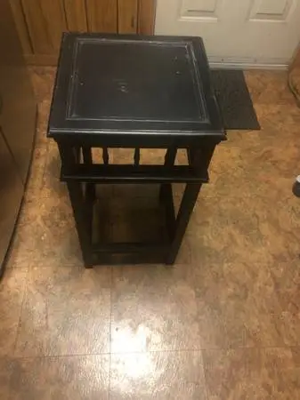 Vintage Black painted wood night stand /end table /plant stand