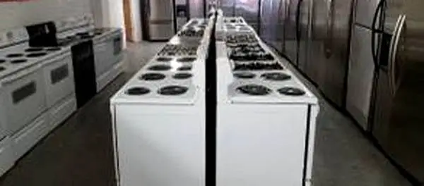 Regular mid-size top bottom refrigerator & stove ranges