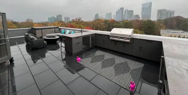 High End Perlick Outdoor Kitchen Fridges, Ice Maker, and Kegerator