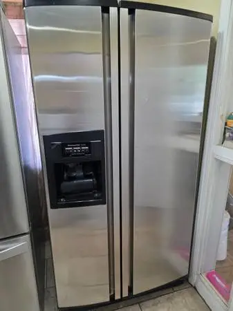 KITCHEN-AID STAINLESS STEEL SIDE BY SIDE REFRIGERATOR
