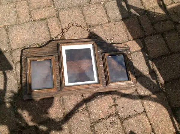 Vintage solid wood frame photo holder with metal chain country farm
