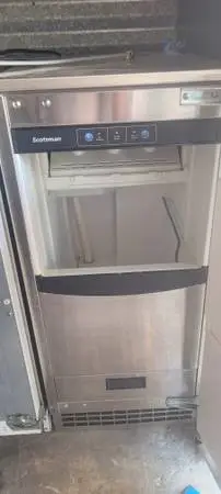 Scotsman Brilliance 15 Inch Undercounter Ice Maker
