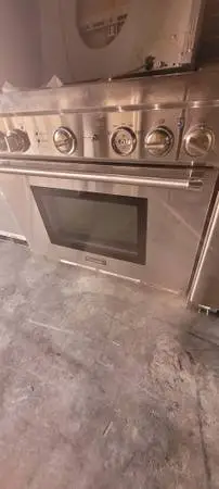 Thermador 36 gas stove