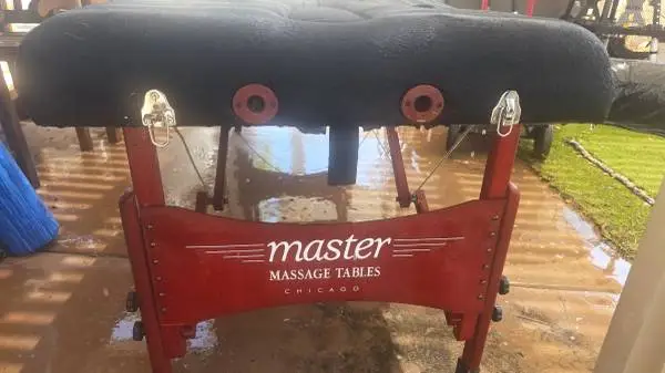 Master Massage 31 Montclair Pro Portable Massage Table