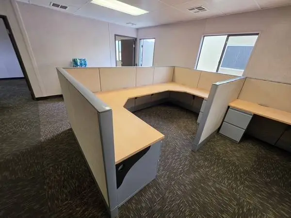 ***🏈🏈🏈Used Haworth cubicles, workstations in stock🏈🏈🏈-05***
