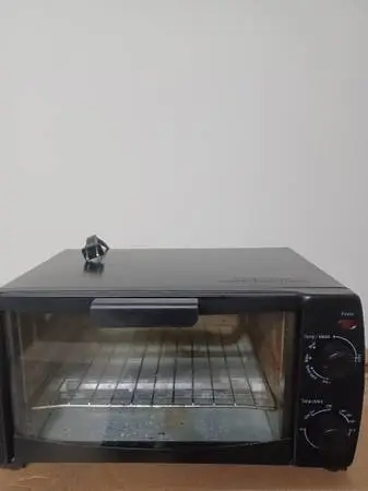 Black toaster oven