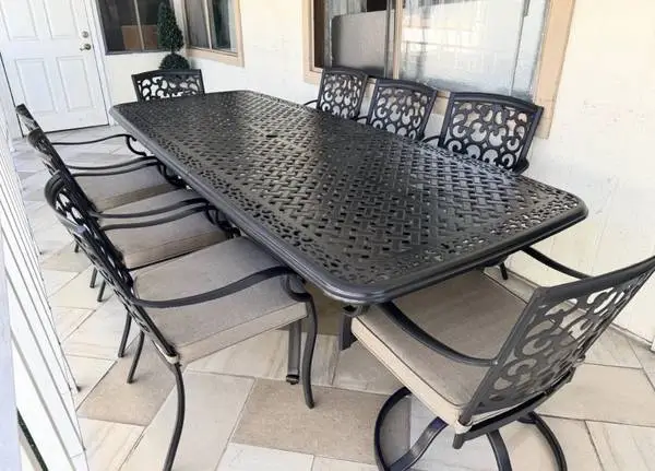 9pc Extendable Outdoor Patio Dining Table Set