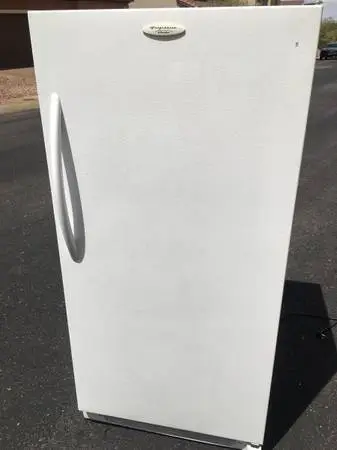 ICE COLD - KENMORE 14 CU. FT. UPRIGHT FREEZER IN WHITE