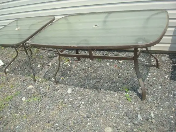 patio table,