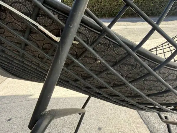 Set of 8 Vintage 1990s Knoll Bertoia Diamond Chairs