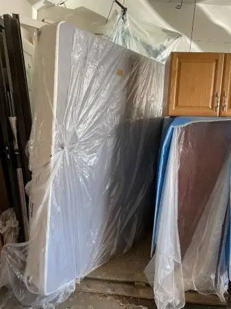 *** Full-Size Boxspring ***