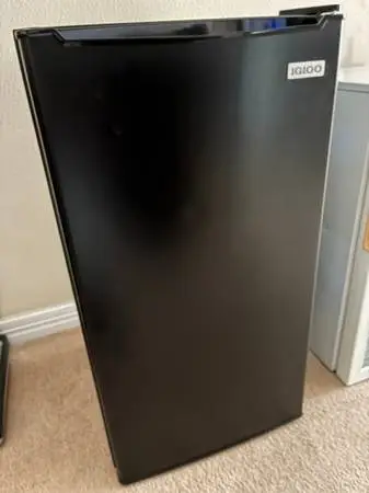 ****Mini-fridge****