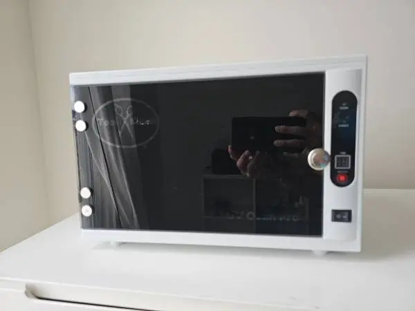UV Sanitizer Cabinet barely used