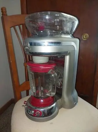 Margarita maker