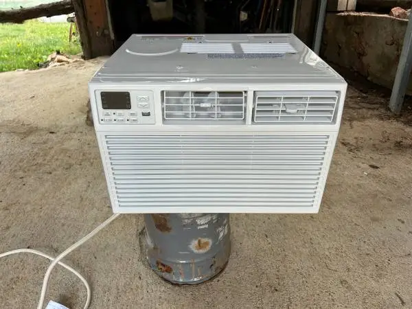 New in the box window air conditioner