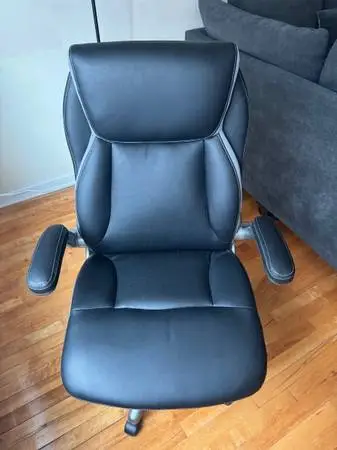 Like NEW- Serta Smart Layers Brinkley Ergonomic Bonded Leather chair