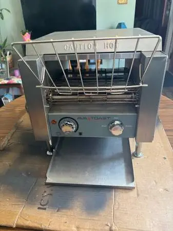 Commercial toaster
