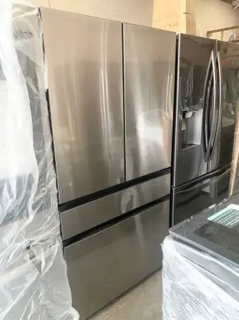 New Out Box Samsung BESPOKE 4-Door French Door Refrigerator