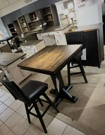 Table + 2 Chairs