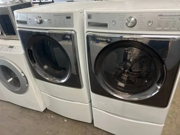 Kenmore commercia capacity washer and dryer set  ( 29 wide model )
