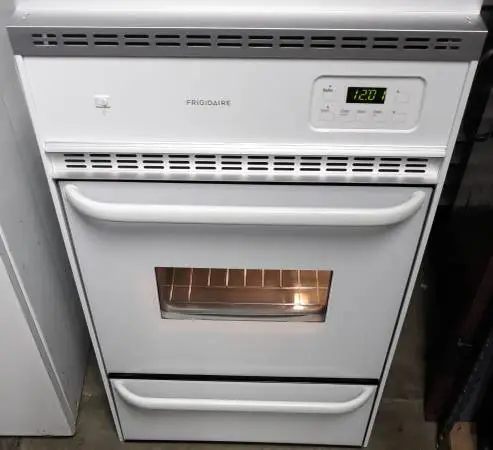 White Frigidaire 24 Gas Wall Oven- Includes Delivery & Install