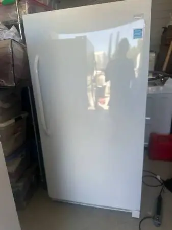 FRIGIDAIRE 16.6 Cubic Foot Upright Freezer ~ CAN DELIVER!!!