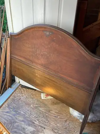 Sligh head board