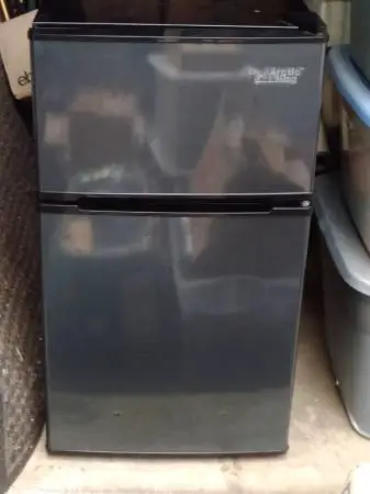 3.1 mini fridge Pics