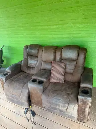 Free! Loveseat