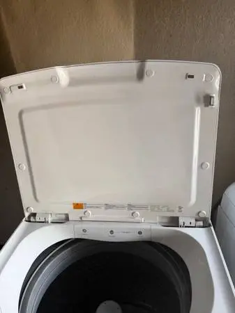 Insignia washer and dryer set only 6 month old