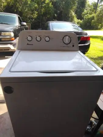 Amana washing machine, good condition, white in color