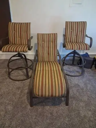 Nice lawn chairs