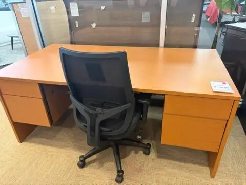 HALTON OFFICE DESK