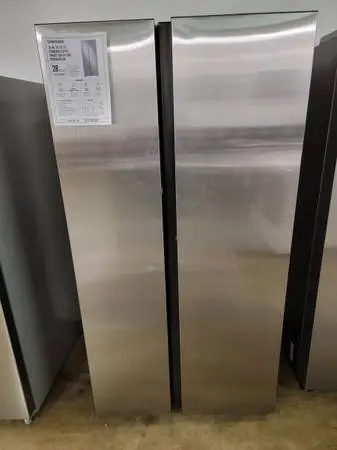 Samsung 36 in Wide BESPOKE Side by Side Smart Refrigerator with Beverage Center