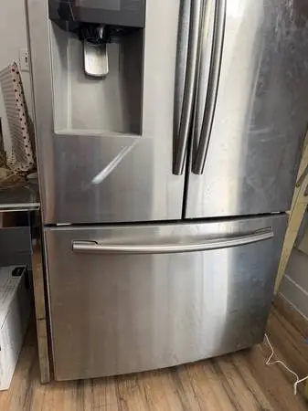 Samsung Stainless Steel French Door Refrigerator (Ice & Water Dispense