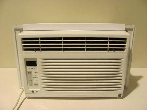LG 6000 BTU window room air conditioner AC with side fins