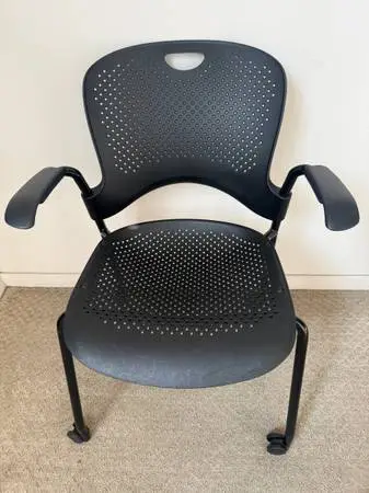 (28) Herman Miller Caper Stack Chairs With Arms & Casters In Black