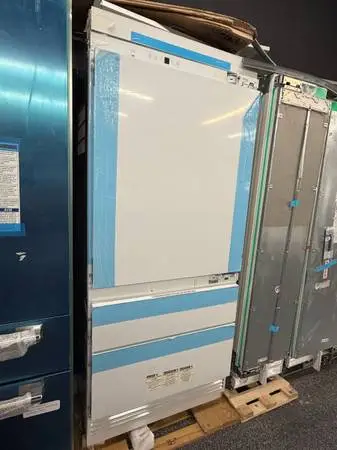 Panel-Ready Refrigerator with Convertible drawer